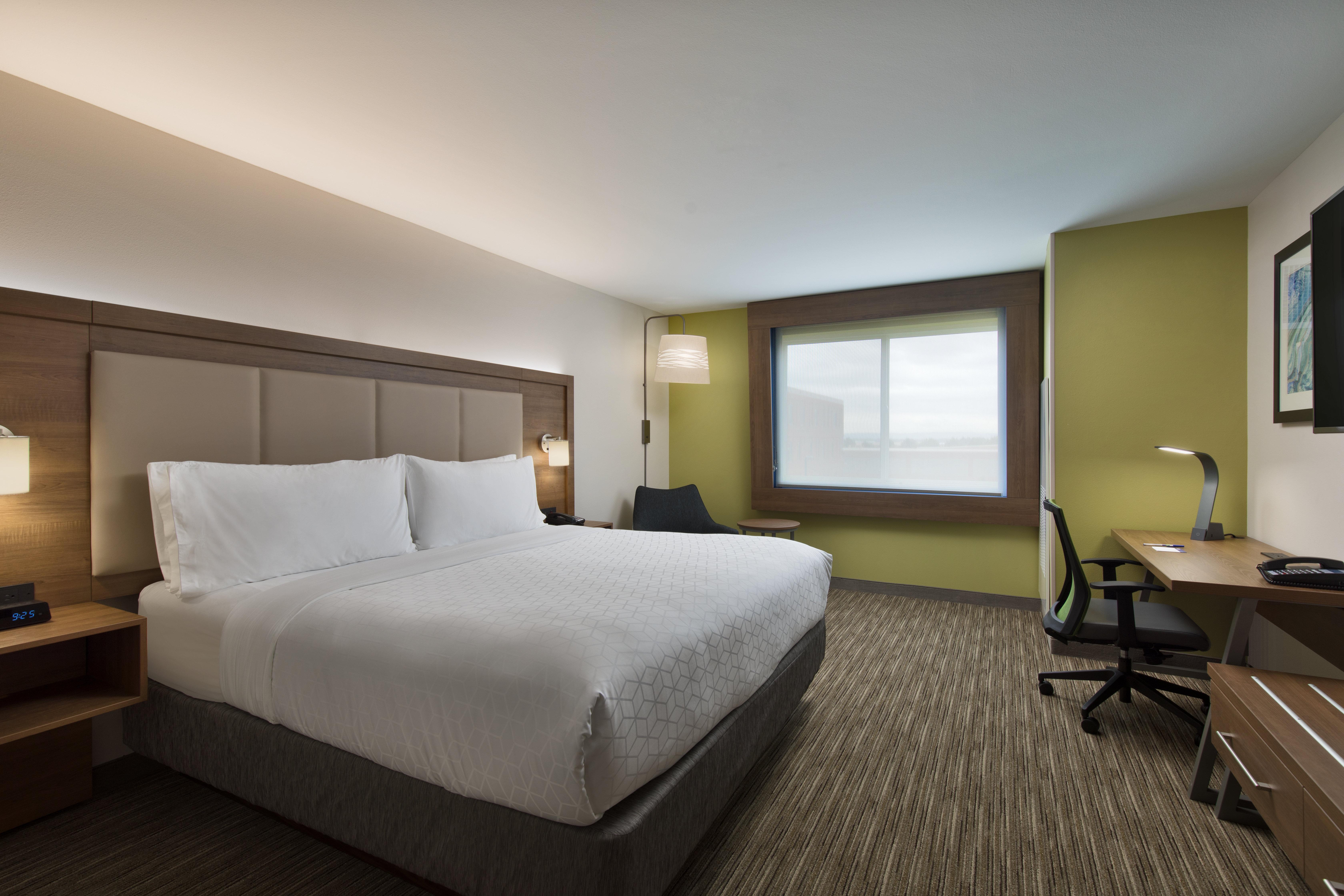 Holiday Inn Express & Suites - Portland Airport - Cascade Stn By Ihg Exterior photo